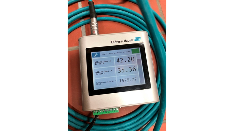 Display of Teqwave I measuring alcohol concentration